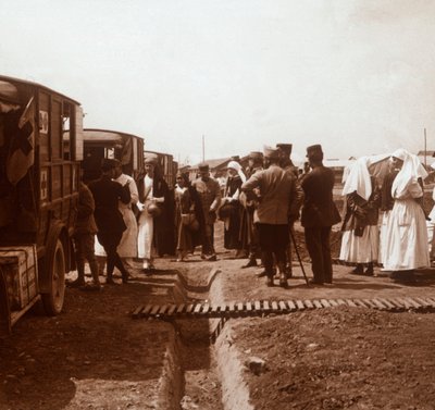 Krankenschwestern und Rote Kreuz Ambulanzen, ca. 1914-1918 von Unbekannt