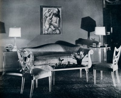 Plexiglasmöbel in einem Interieur der 1940er Jahre, 1941 von Unbekannt