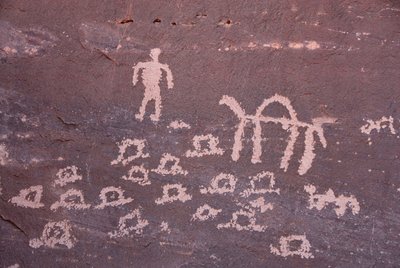 Felsmalereien bei Inchalt, GHAT, LIBYEN von Unbekannt