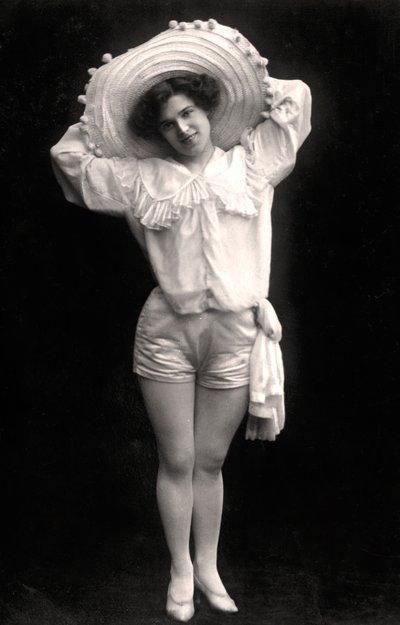 Rosie Begarnie, britische Schauspielerin, 1906 von Unbekannt