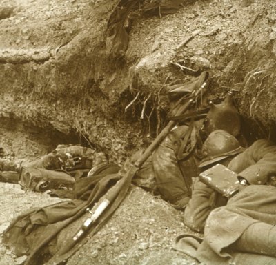 Siesta, Verdun, Nordfrankreich, 1916 von Unbekannt