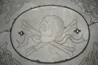 Schädel und Knochen, Florenz, Italien von Unbekannt