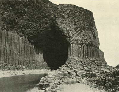 Die Höhle eines Kriegerhelden, um 1948 von Unbekannt