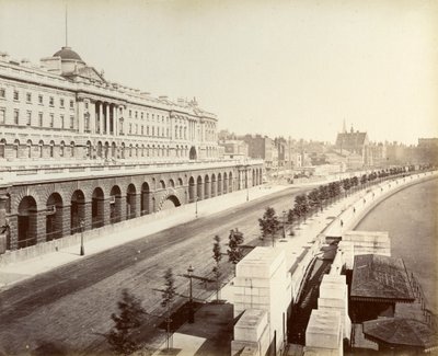 Victoria Embankment, mit Blick auf Somerset House, London, 1887 von Unbekannt