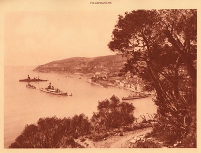 Blick auf die Stadt und die Reede, Villefranche, 1930 von Unbekannt