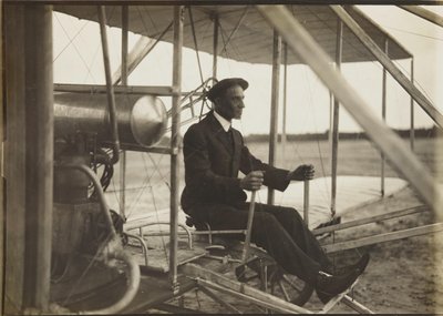 Wilbur Wright im Flugzeug von Unbekannt