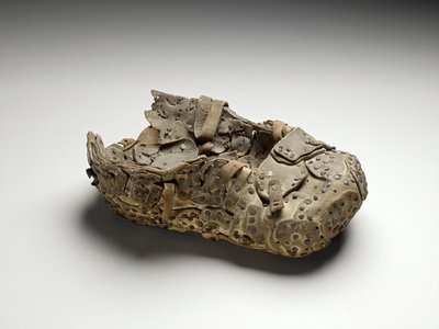 Einsiedlerstiefel, Tradescant Galerie (Leder und Eisen) von Unbekannt Unbekannt