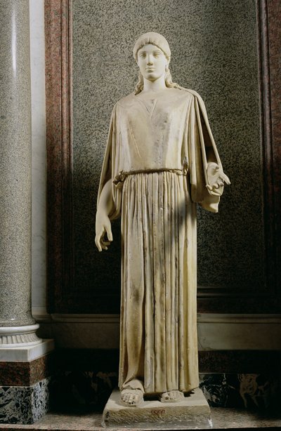 Weibliche Figur, die ein Peplos trägt, griechisch von Unbekannt