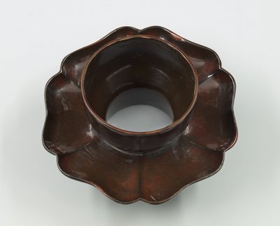 Teeschalenständer, Südliche Song-Dynastie, 1127-1279 von Unbekannt