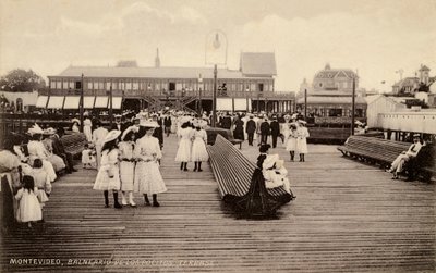 Der Pier von Pocitos, Montevideo, Uruguay von Unbekannter Künstler
