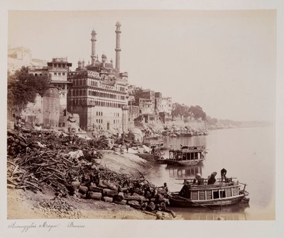 Aurangzebs Moschee, Benares, um 1885 von Unknown photographer
