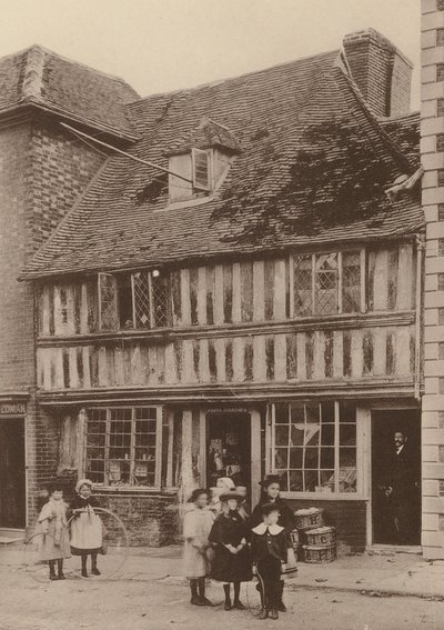 In Tenterden, Kent (s/w Foto) von William Galsworthy Davie