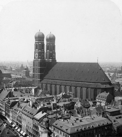 Die Frauenkirche, München, Deutschland, um 1900 von Wurthle and Sons