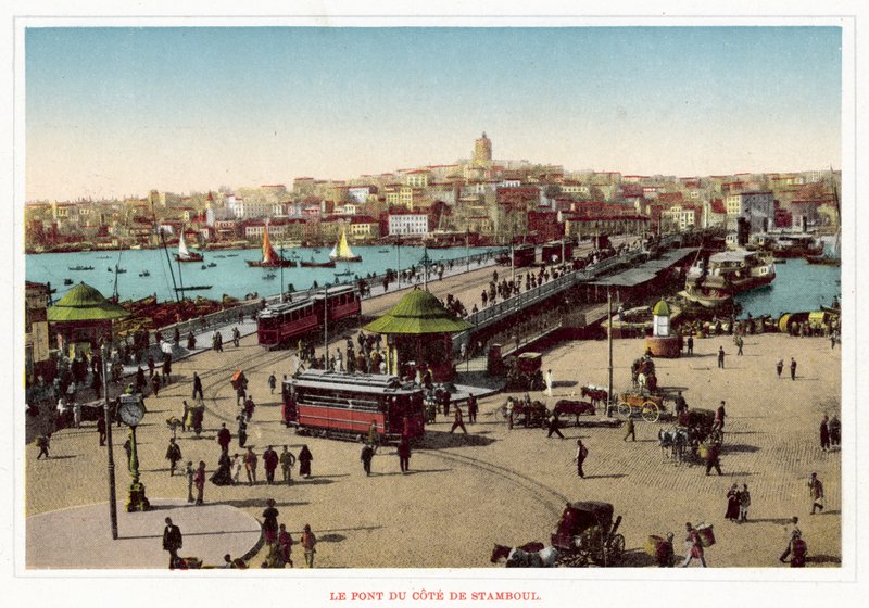 Die Brücke von der Seite Stambouls (Farbfoto) von European Photographer