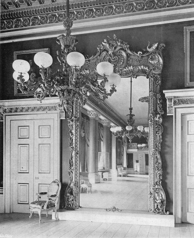 Der Ballsaal - Eine Reflexion von Charles Latham