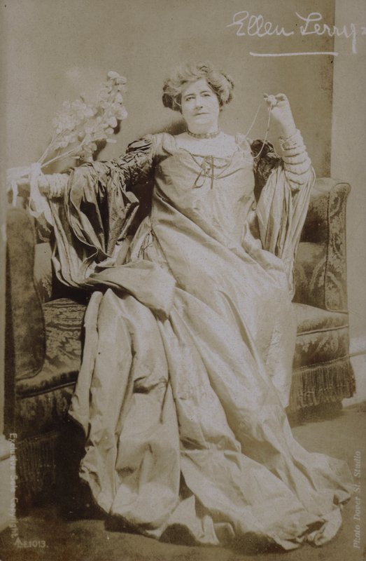 Ellen Terry (s/w Foto) von English Photographer