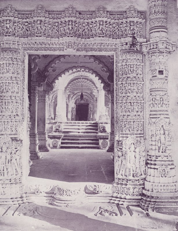 Hathi Singhs Grab, Ahmedabad von English Photographer