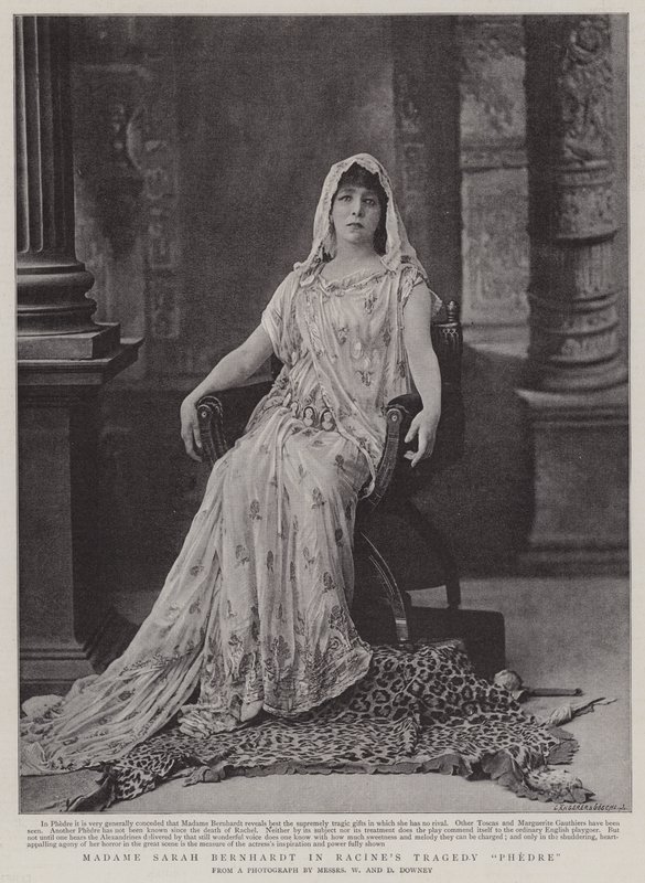 Madame Sarah Bernhardt in Racines Tragödie Phèdre von English Photographer