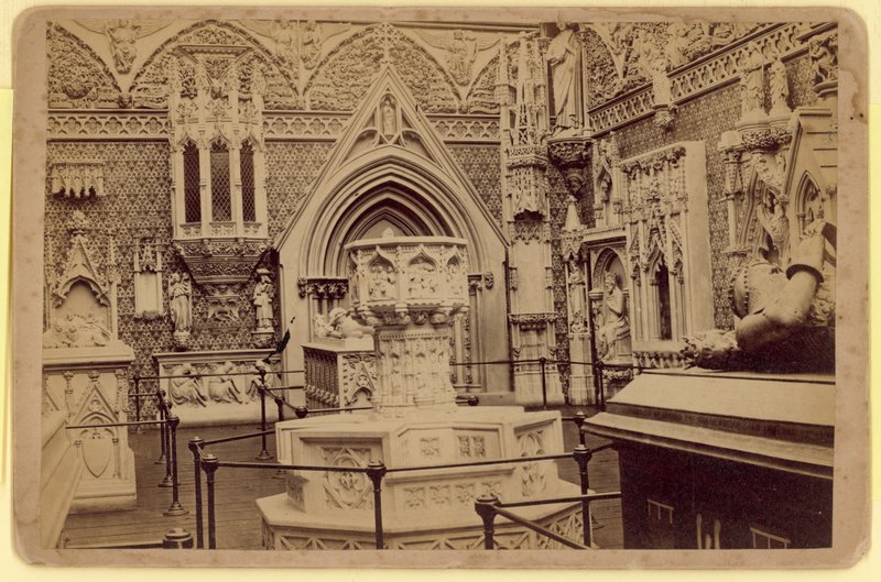 Mittelalterlicher Hof, Kristallpalast, Sydenham, London von English Photographer