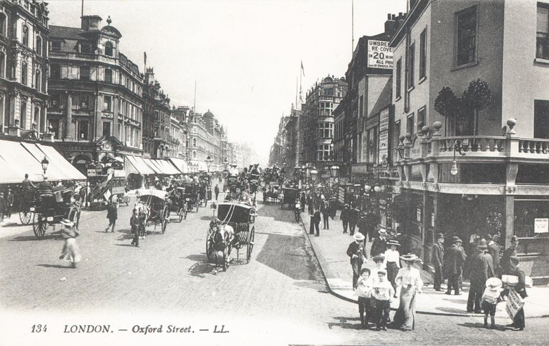 Oxford Street von English Photographer