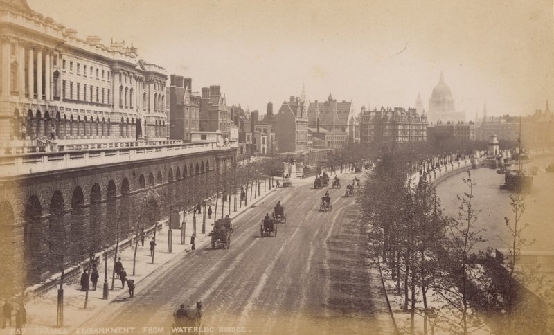 Themse-Ufer vom Waterloo Bridge von English Photographer