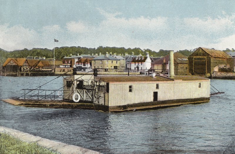 Die Schwimmbrücke, Cowes von English Photographer