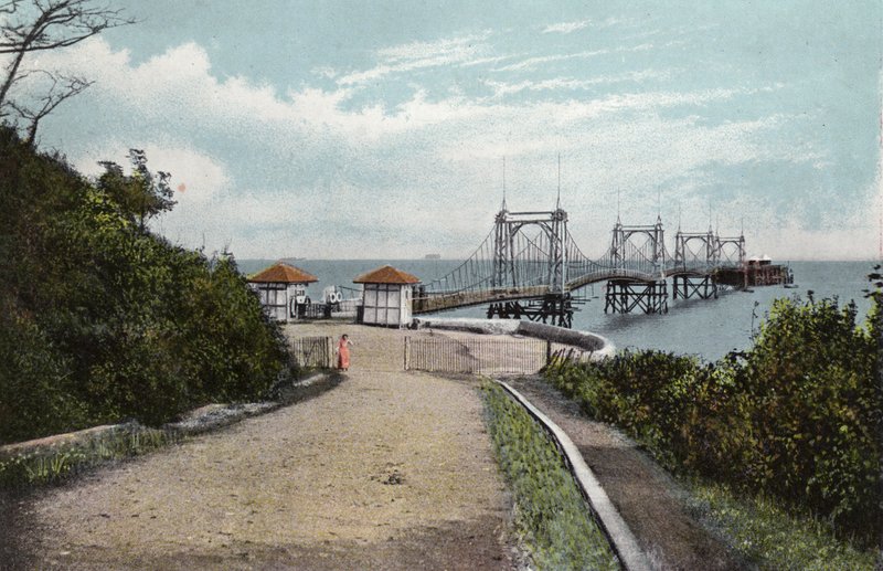 Der Pier, Sea View von English Photographer
