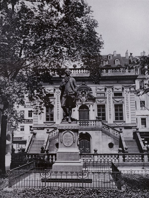 Leipzig: Goethe-Denkmal auf dem Naschmarkt von Photographer German