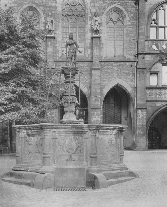Rolandsbrunnen von Photographer German